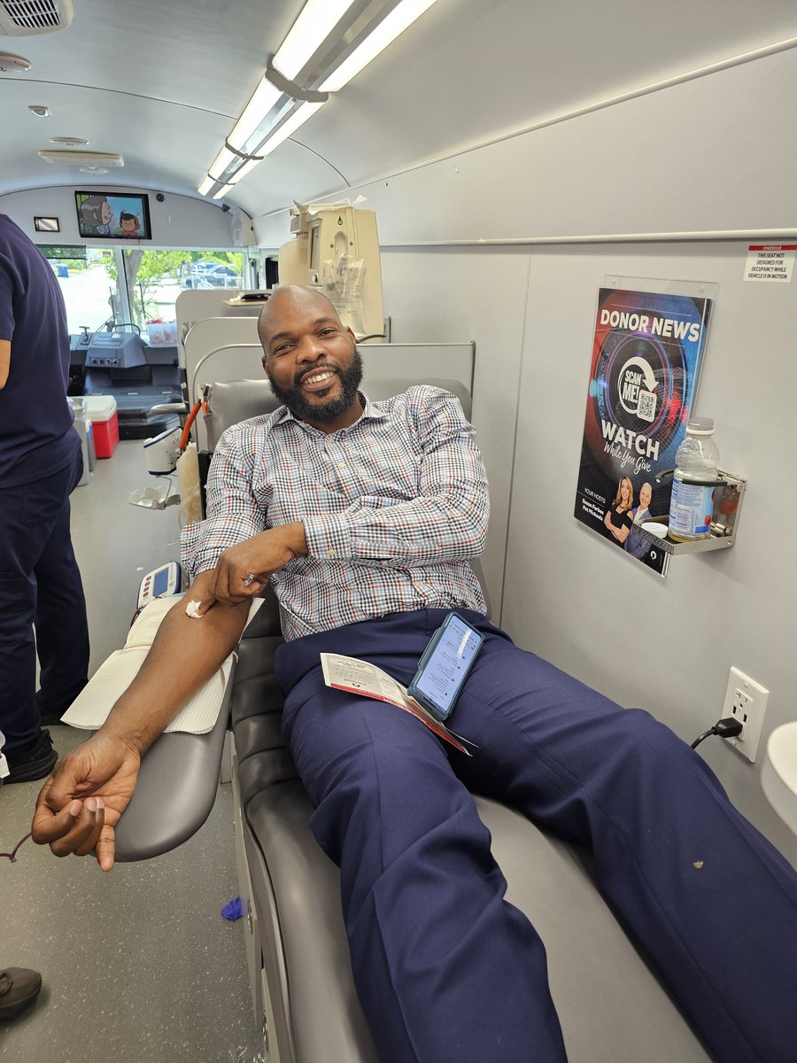 MiamiIslam's tweet image. Practicing the spirit of sacrifice on Eid-ul-Adha by donating blood to save others.