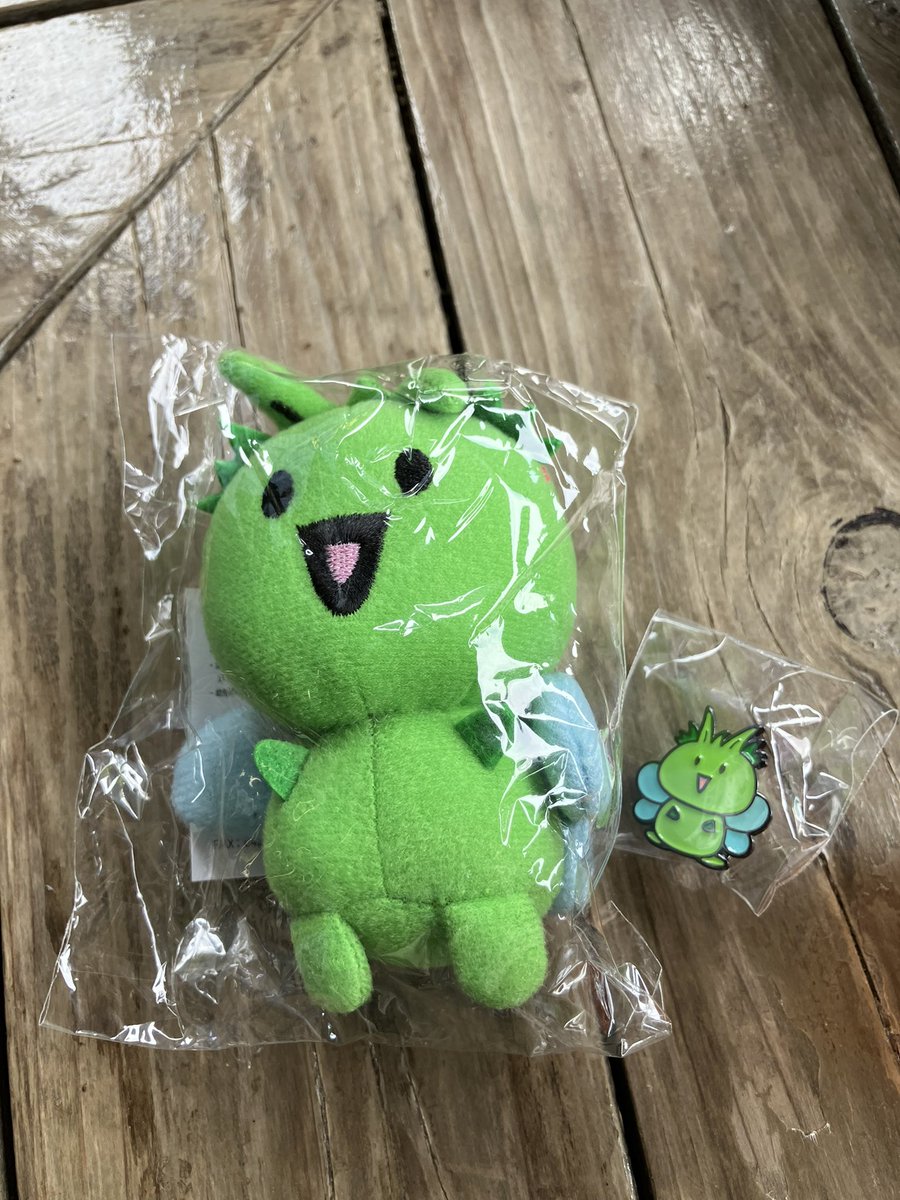 metadec's tweet photo. 久しぶりのとーこーw

2025SSTR無事完走😆

今日はココでしか買えないひがっしーの仕入に菖蒲祭りへ
ピンバッジもあったので3個ずつw

菖蒲も見頃、ヒトいぱーい🤣 https://t.co/WqueztCOil
