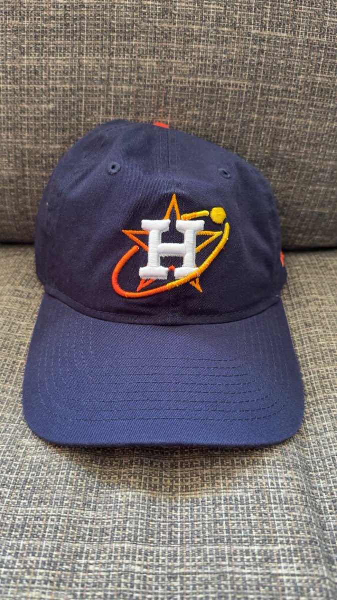 EarnedFunAvg's tweet image. The hats we wore during our Mendoza Awards episode. Johnny wore the @ABIFlyingBison Prairie Dogs hat. Eric wore the original @astros City Connect Space City dad hat.