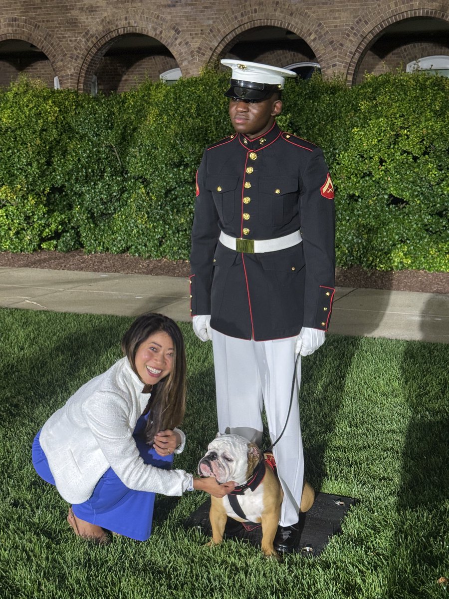 SecNavSpox (@secnavspox) on Twitter photo Met everyone’s favorite Marine tonight — Cpl. Chesty XVI at <a href="/MBWDC/">Marine Barracks Washington</a>! Met everyone’s favorite Marine tonight — Cpl. Chesty XVI at <a href="/MBWDC/">Marine Barracks Washington</a>!