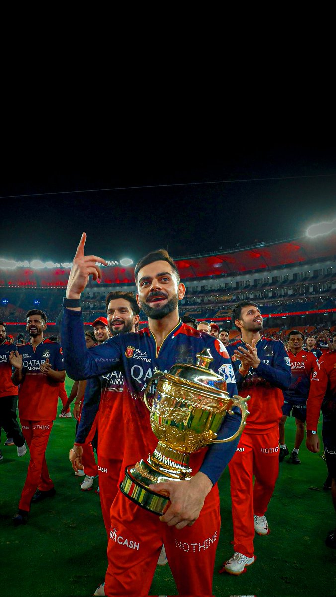 iamvivak's tweet photo. "17 years of loyalty. One trophy. Zero regrets.
If passion had a face, it’s Virat Kohli.
Blame the chaos, not the King. 👑
Sit down before you talk.
#WeLoveKohli #RCB #GOAT #KingKohli" https://t.co/abJDwtJMmm