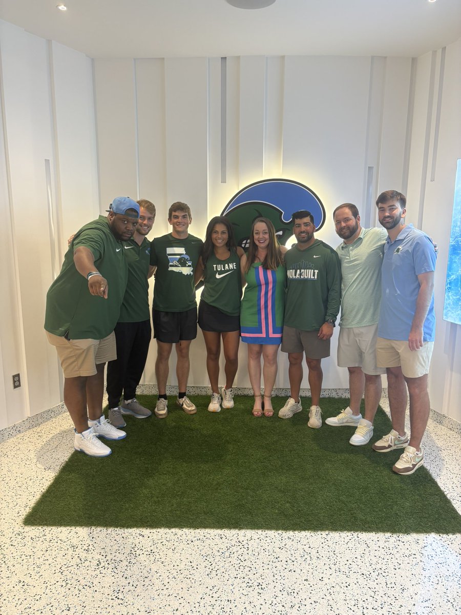 The operation was successful! Best Krewe best people. #rollwave #tulanefootball