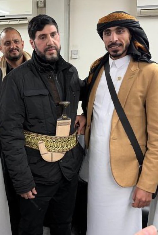 زي(علي)د🇾🇪 (@zylyd224892) on Twitter photo Congratulations, my brother Ahmed, you were honored to meet the martyred hero Abu Ali and presented him with your Yemeni dagger as a gift as a symbol of Yemeni authenticity and heritage. And here is Abu Ali joining his master, the faithful, as a martyr.
<a href="/Ahmed_hassan_za/">Ahmed Hassan 🇾🇪 أحمد حسن زيد</a> Congratulations, my brother Ahmed, you were honored to meet the martyred hero Abu Ali and presented him with your Yemeni dagger as a gift as a symbol of Yemeni authenticity and heritage. And here is Abu Ali joining his master, the faithful, as a martyr.
<a href="/Ahmed_hassan_za/">Ahmed Hassan 🇾🇪 أحمد حسن زيد</a>