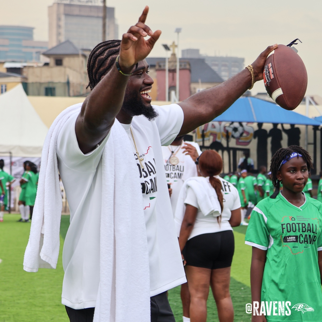 .<a href="/DafeOweh/">“OWEH”</a>, <a href="/MadaBeeks/">Nnamdi Madubuike</a> and <a href="/DavidOjabo/">KingJabo👑</a> giving back to their roots 🇳🇬