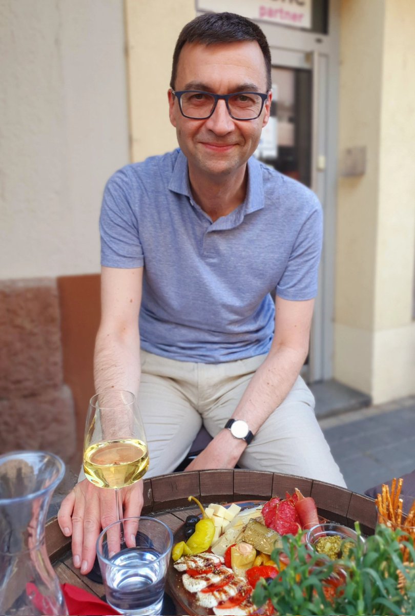 Liebe Freunde, Kritiker und Widersacher: Auf unser aller Wohl!