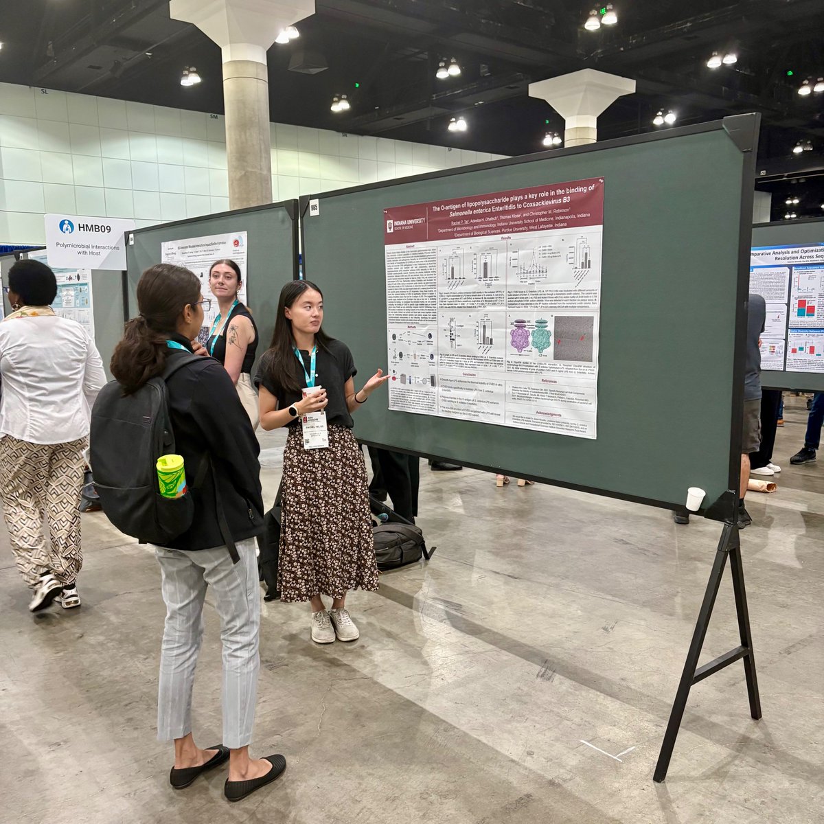 Great job by Rachel, <a href="/RachelPTat/">Rachel Tat</a>, representing the Robinson Lab at #ASMicrobe!