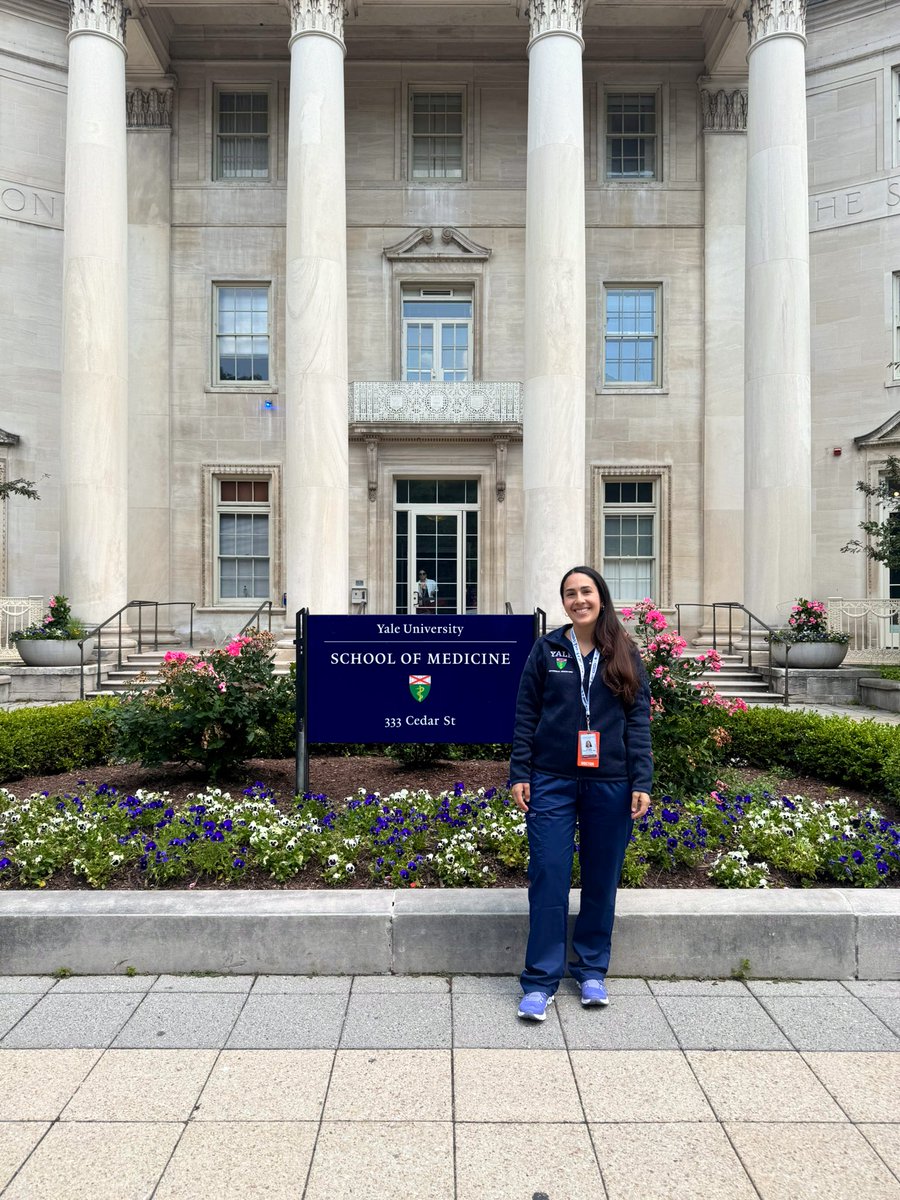 Same place, different me - almost four years later 

First day of my away elective in the middle of the pandemic in 2021, when matching into residency felt so far away vs my first day of intern year today. Truly a full circle moment! 💫