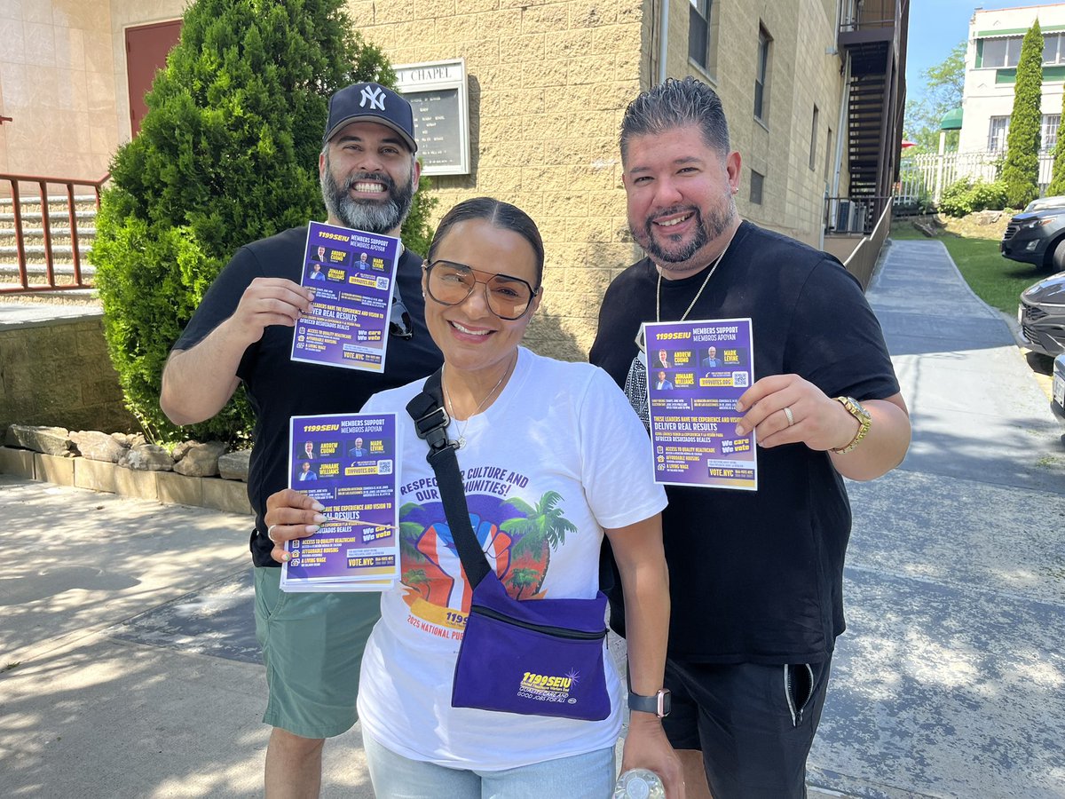 1199SEIU's tweet image. It’s Get Out The Vote weekend in NYC! 1199 healthcare workers are fanning out across every borough to talk about the issues at stake— like access to affordable housing, quality education, and good jobs for all New Yorkers— and why we’re voting @andrewcuomo for Mayor!