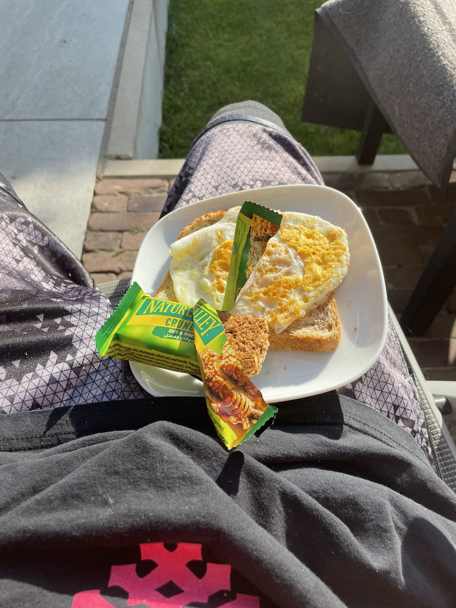 3 sets tonight

First we feast