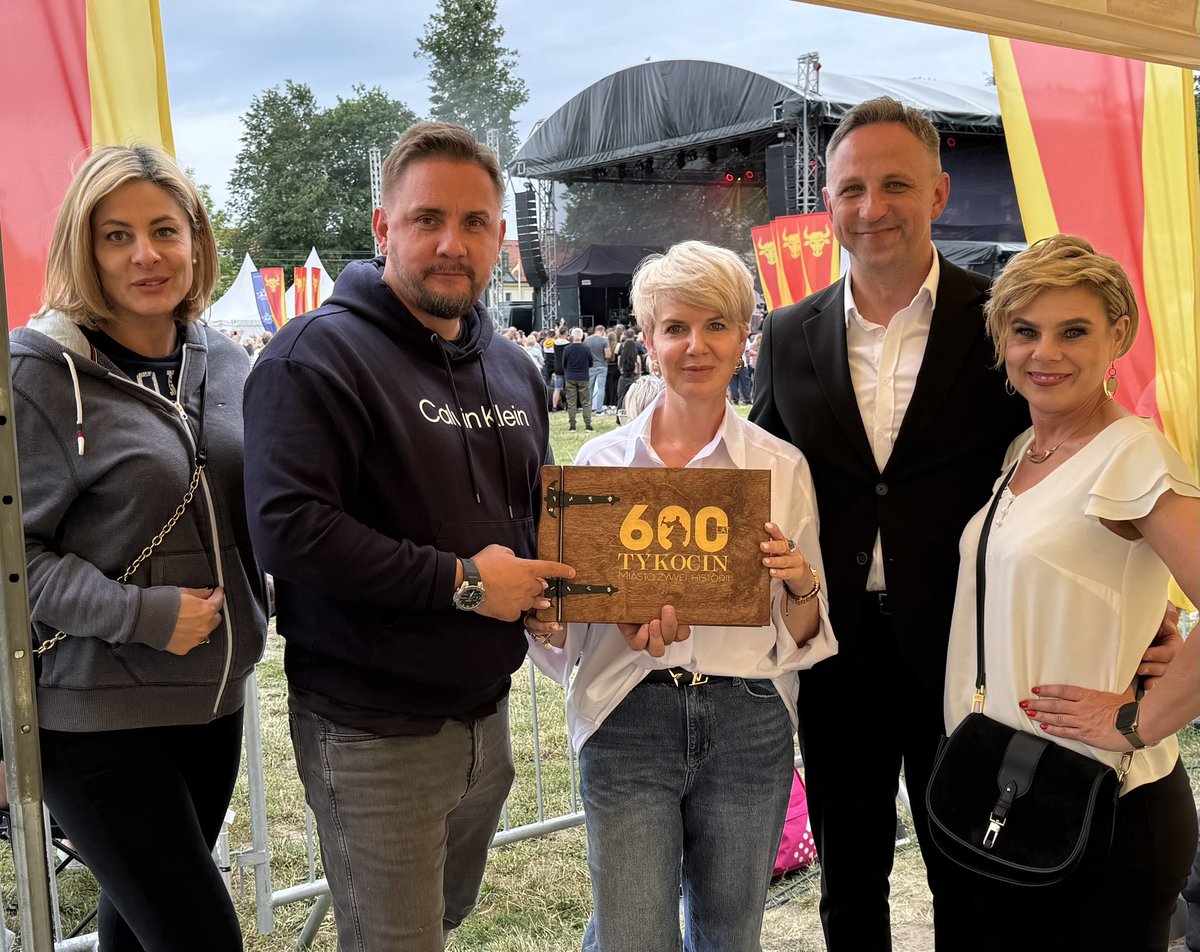 KrutulPawel's tweet photo. Rozpoczynamy świętowanie !!! 600 lecie #Tykocin #Podlaskie 😍 https://t.co/4Q633vUCfV
