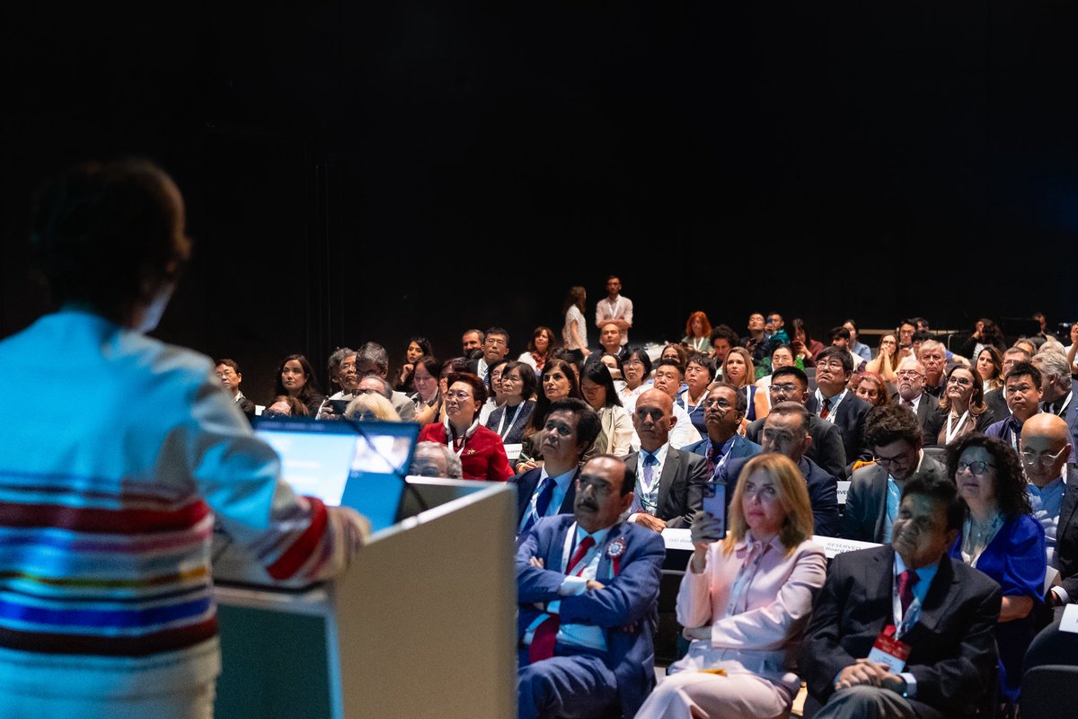 IntSocDerm tweet media