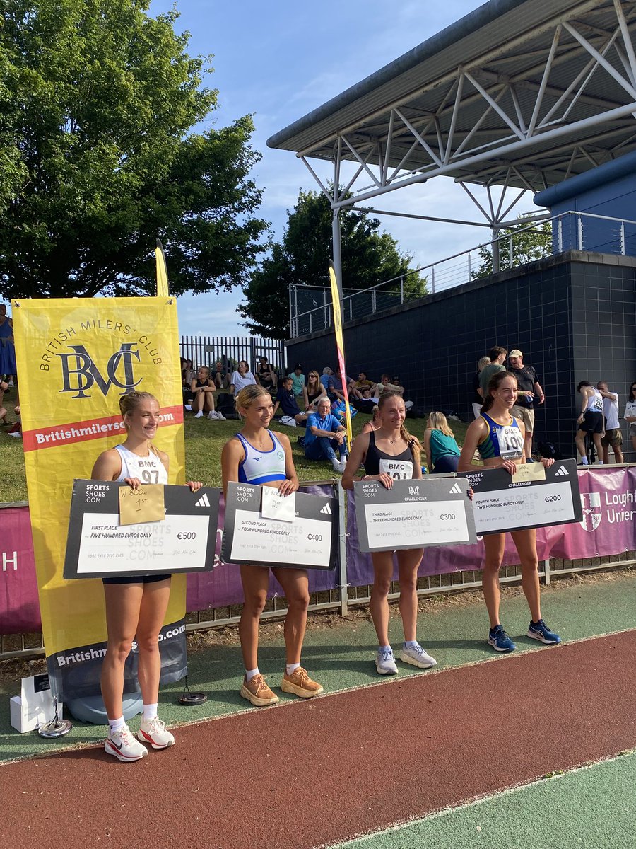 Our Women’s 800m A top 4🤩🤩🤩
