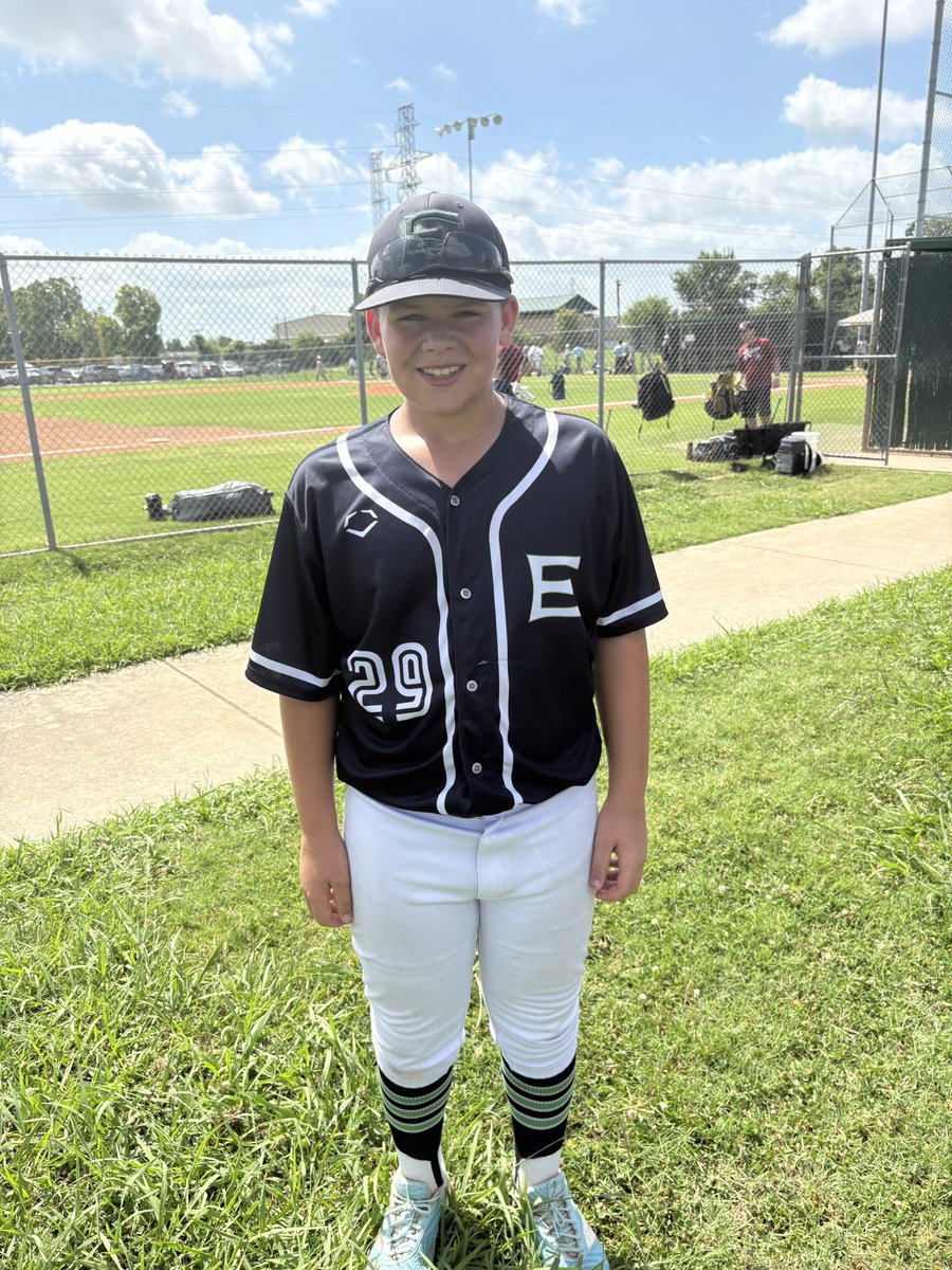 NTX Elite Kirsch 4, Prosper Spikes 3
#PoG Keegan Moore 
2-2, 1B, 2B, 1 SB, 1 R