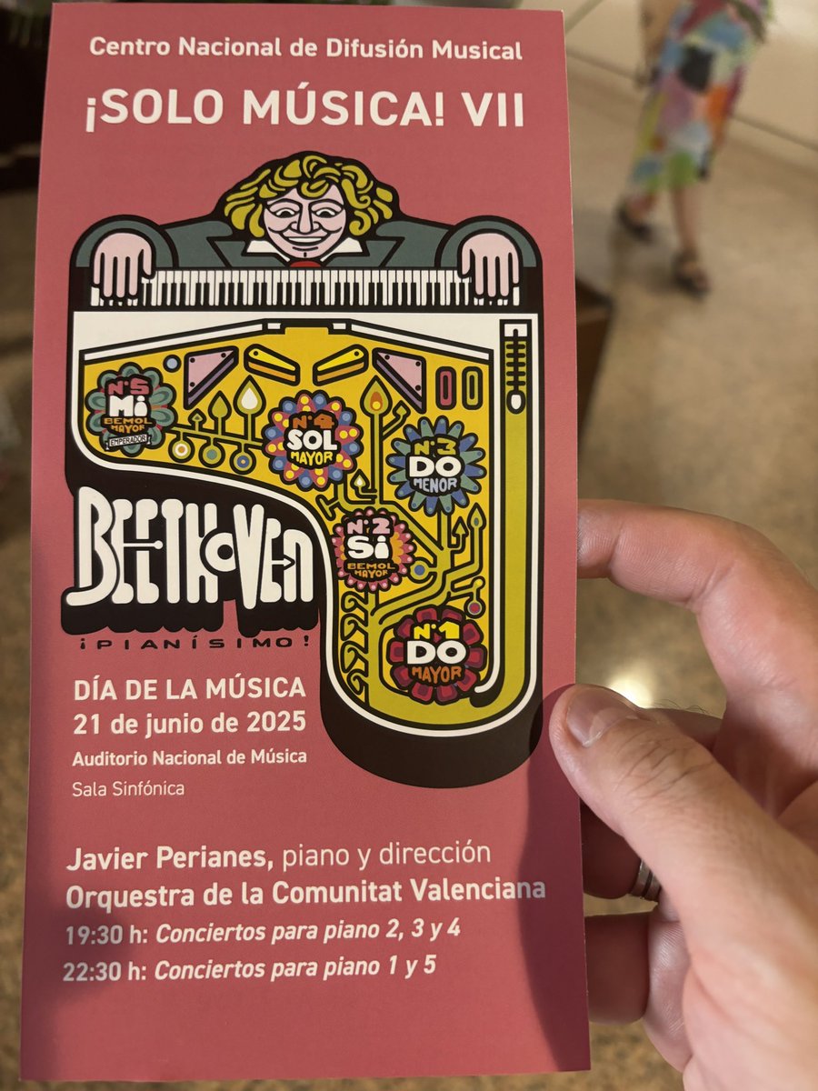 Alessandro Pierozzi (@abramosventanas) on Twitter photo Preparado para el maratón beethoviano con <a href="/perianespiano/">Javier Perianes</a> Orquesta Comunitat Valenciana. Los 5 conciertos para piano y orquesta. Una tarde de solsticio veraniego celebrando #DiaEuropeoMúsica.
Os lo iré contando 🥰🥰 Preparado para el maratón beethoviano con <a href="/perianespiano/">Javier Perianes</a> Orquesta Comunitat Valenciana. Los 5 conciertos para piano y orquesta. Una tarde de solsticio veraniego celebrando #DiaEuropeoMúsica.
Os lo iré contando 🥰🥰