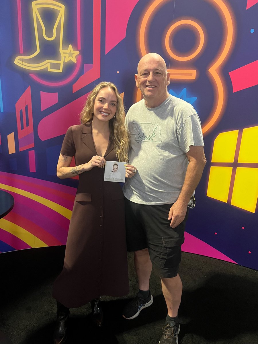 <a href="/DBradbery/">Danielle Bradbery</a> cmafest 2025