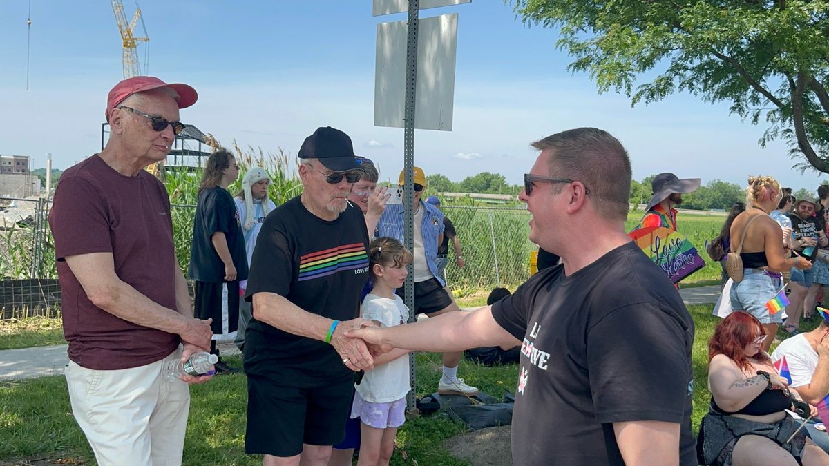 SyracuseAuditor's tweet image. Happy #Pride, Syracuse! A beautiful day to be in the Pride Parade at the inner harbor. Proud to be wearing my Let Them Serve shirt honoring our transgender military members