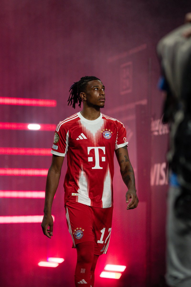 Michael Olise est impliqué dans 14 buts lors de ses 7 derniers matchs avec le Bayern 🤯

7 buts ⚽️⚽️⚽️⚽️⚽️⚽️⚽️
7 passes décisives 🎯🎯🎯🎯🎯🎯🎯

⚖️