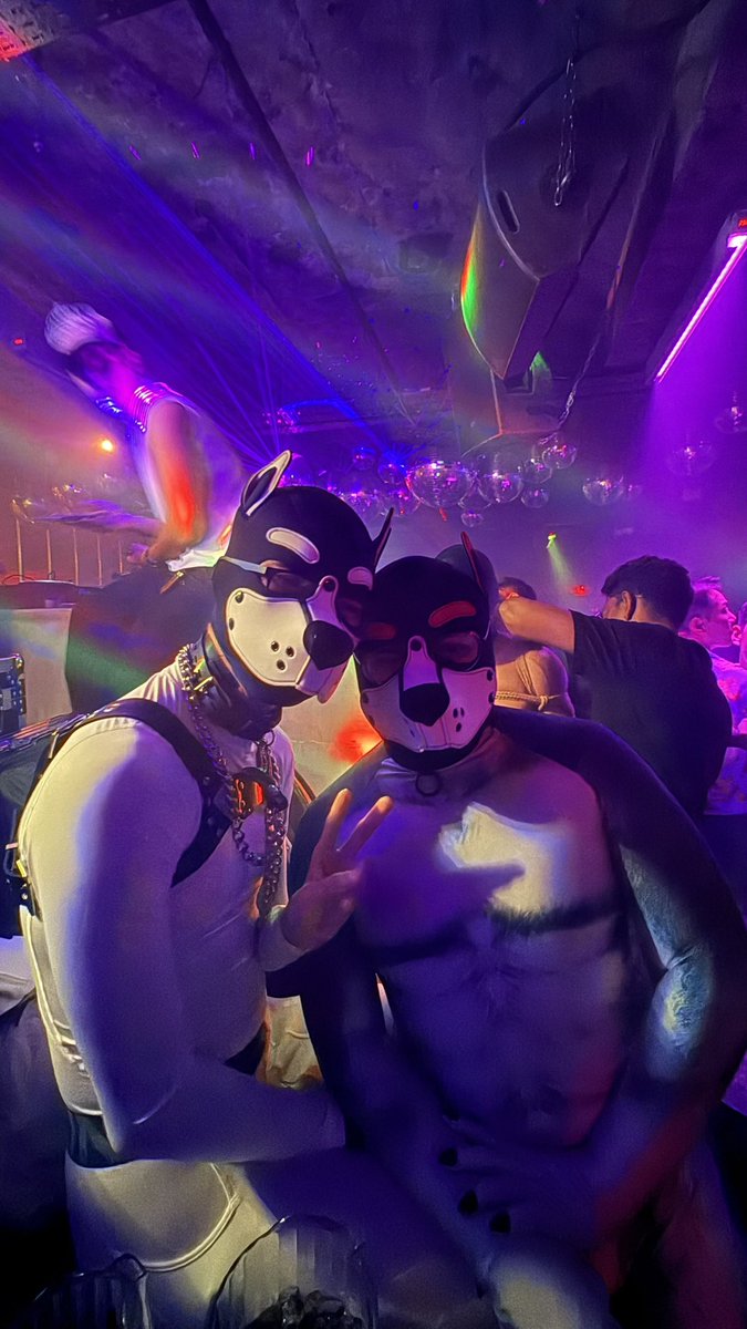 Dragging <a href="/JackYourStalk/">Jack 🇹🇼 Taipei 1-5 Nov</a> around <a href="/sweatclubsg/">Sweat Club</a> was fun