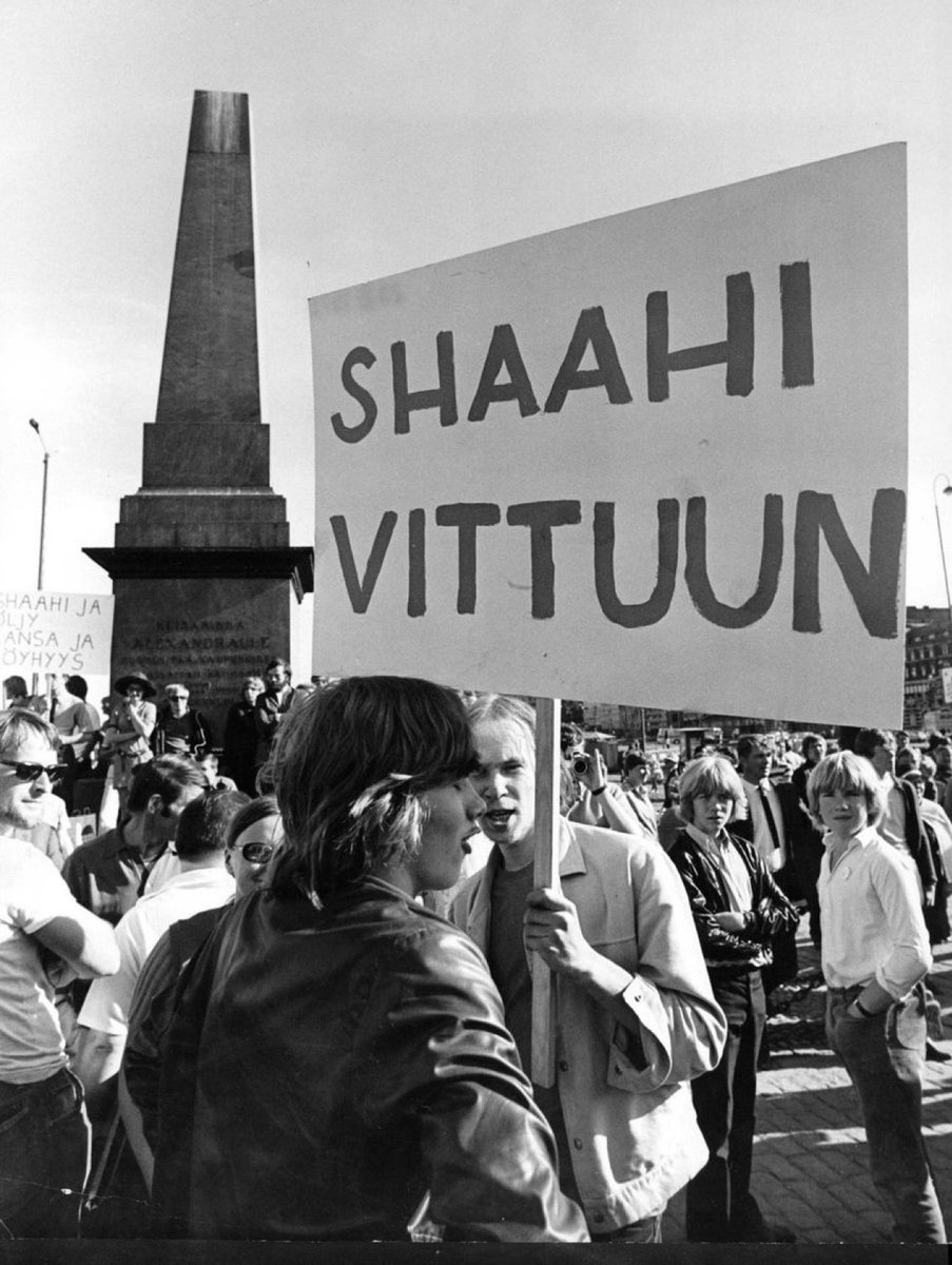 DewIranDew's tweet image. 🚨Meidän maamme, meidän valintamme
1970-luvulla kansainvälinen vasemmistoliike vastusti väkivaltaisesti Iranin šaahia — ei tuodakseen vapautta, vaan tuhotakseen Iranin ja asettaakseen valtaan terroristisen islamilaisen hallinnon. Hallinnon, joka on murhannut toisinajattelijoita,…