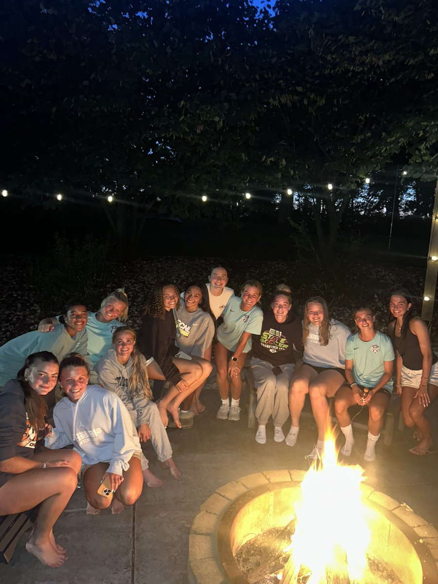 Addison Basler (@addybasler12) on Twitter photo Little pre playoffs team bonding🤩🤩
<a href="/AthleticsKC/">KC Athletics Soccer Club</a> <a href="/AthleticsKCECNL/">KC Athletics ECNL</a> <a href="/ECNLgirls/">ECNL Girls</a> Little pre playoffs team bonding🤩🤩
<a href="/AthleticsKC/">KC Athletics Soccer Club</a> <a href="/AthleticsKCECNL/">KC Athletics ECNL</a> <a href="/ECNLgirls/">ECNL Girls</a>