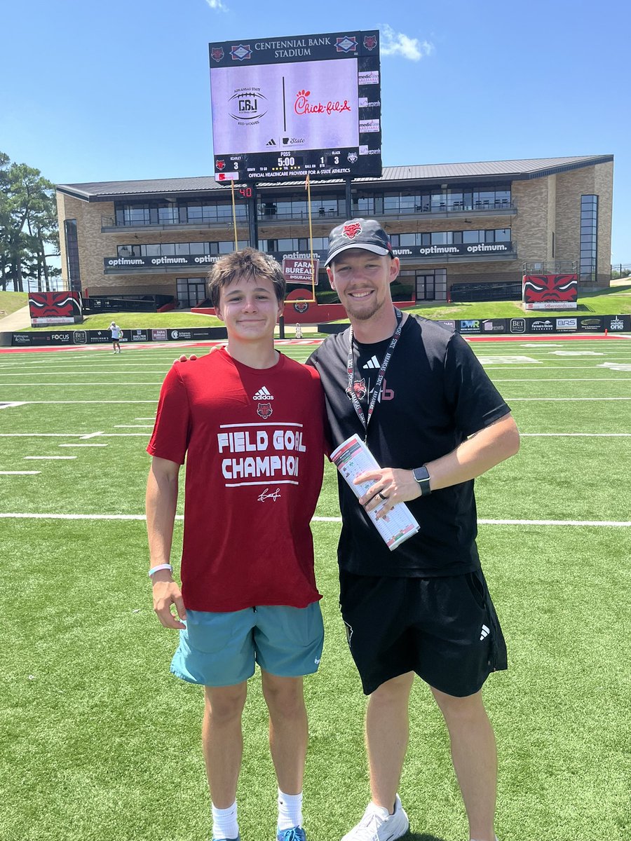PodwikaPalmer's tweet image. Had a great time at Arkansas State today. Thank you @CoachTillman_ for inviting me. I won the field goal comp with a 55 yard live op. I hope to be back soon! @CoachDitmore @steverausch17 @hzfbfamily @HHSathleticsAZ @PVUSDATHLETICS @laryea_simon @VaughanCoach @D_Anderson_2…