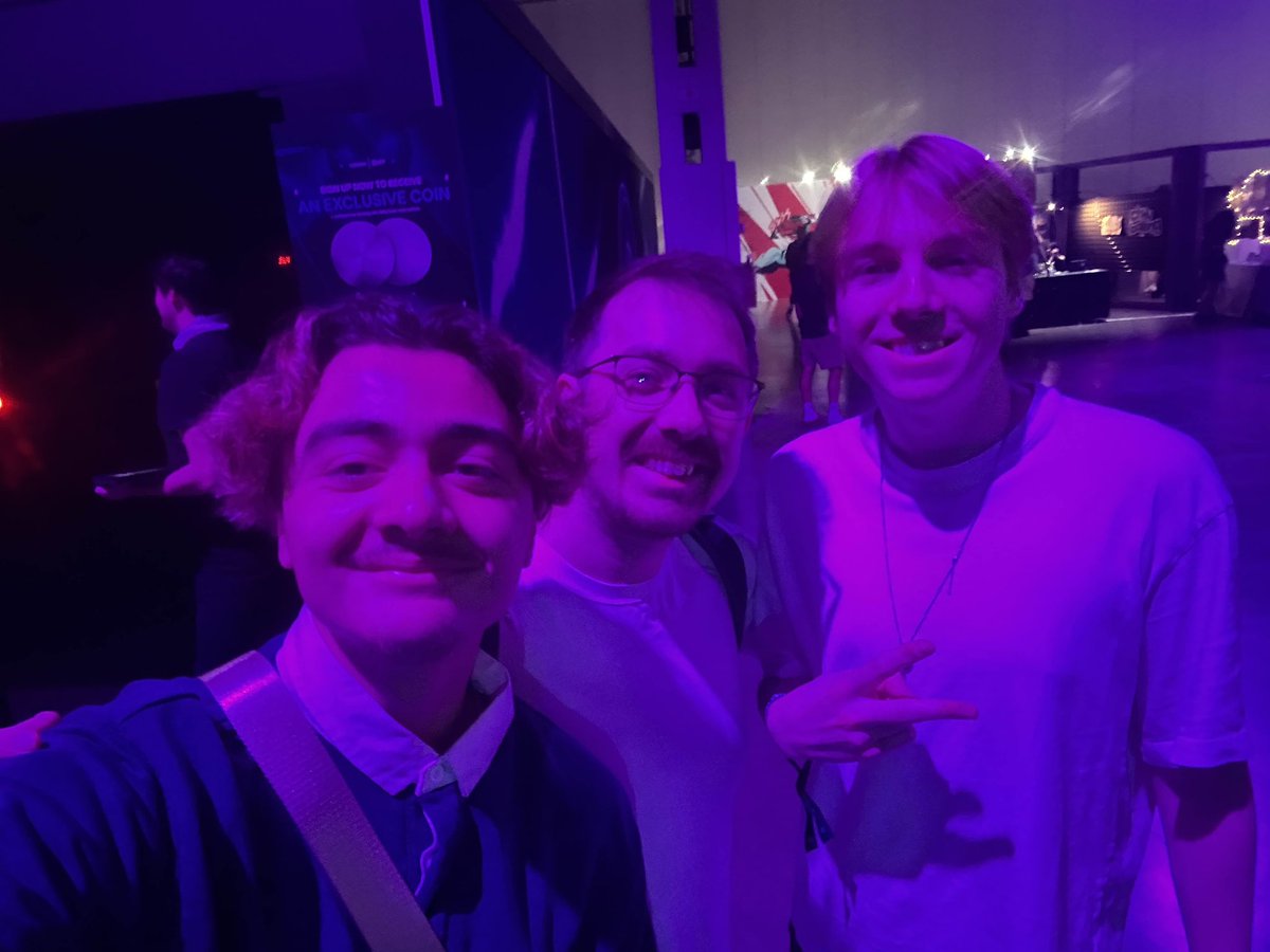 VCTAmericasComm's tweet image. Thank you for making the Americas Region Proud!
Safe Travels and Eyes Foward to Paris!
See you Stage 2. Pull up with us.