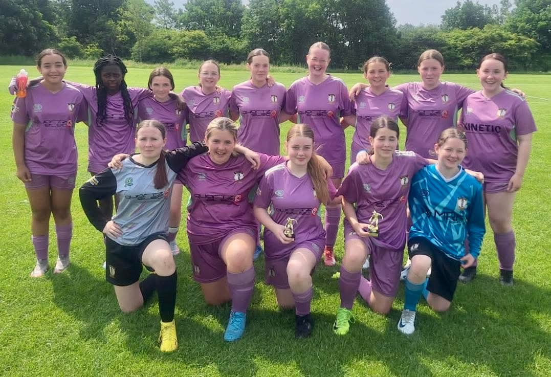 athena_glasgow's tweet photo. Another superb performance for our U14’s Purples who played away to Tass Thistle and came away with a 3-0 victory 💪👏🏻

Through hard work and the quality of team performance, it was made to look easy with a dominant win.

2 POTM’s Macy O. – Her energy and work rate up and down the right side were exceptional. Her quick thinking to take a sharp free kick led to our first goal.

Lawren – An absolute rock at the back. She won everything and gave a solid, commanding performance.

Well done to each and every one of you!

Trophy proudly sponsored by Prestigious Events
💜💚🫶