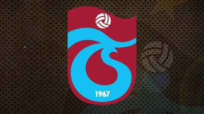 PiyasaTturkiye's tweet photo. #TSPOR SPK'nın tensipleriyle sürekli yatırımcıdan para toplayan ve yatırımcıya tek bir kuruş para kazandırmayan Trabzonspor: 
"Küçük yatırımcı mağdur oldu. SPK'ya suç duyurusunda bulunacağız."

📍Trabzonspor: (rüçhan kuponlarında olağandışı hareketlilik)
"Trabzonspor Sportif Yatırım ve Futbol İşletmeciliği Ticaret A.Ş. olarak, 19 Haziran 2025 tarihi itibarıyla başlatılan sermaye azaltımı ve artırımı süreci kapsamında TSPOR rüçhan hakkı referans fiyatı 3,45 TL, ana hisse fiyatı ise 1,5933 TL olarak belirlenmiştir.

İşlemlerin başlamasıyla birlikte, iki gündür özellikle rüçhan hakkı kuponları piyasasında piyasa bozucu olağandışı fiyat hareketliliklerinin yaşandığı tespit edilmiştir. Ne yazık ki, bazı gruplar TSPOR rüçhan kuponların değerini kasıtlı şekilde düşürerek yatırımcılarımızın ellerindeki kuponları çok düşük fiyatlardan toplamış; ardından bu kuponlar aracılığıyla düşük maliyetli olarak elde ettikleri TSPOR hisselerini, ana işlem tahtasındaki fiyattan satarak/ satışa koymak suretiyle yüksek kazançlı bir arbitraj işlemi gerçekleştirmiştir.

Bu manipülatif işlemler sonucunda;Bu manipülatif işlemler sonucunda;

• Hem TSPOR ana hissesi değer kaybına uğramış,

• Hem de birçok küçük yatırımcımız rüçhan kuponlarını ve hisselerini düşük fiyatla satarak mağdur olmuştur.

Bu nedenle yatırımcılarımızın, rüçhan kuponlarıyla ilgili işlem yapmadan önce mutlaka yatırım hesaplarının bulunduğu aracı kurumlardaki müşteri temsilcileriyle görüşmeleri ve kararlarını ona göre vermeleri büyük önem taşımaktadır.

Kulübümüz, bu olağandışı fiyat hareketlerini organize şekilde gerçekleştiren aracı kurumları ve gruplar hakkında Sermaye Piyasası Kurulu’na (SPK) gerekli suç duyurusunda bulunacağını kamuoyuna saygıyla duyururuz."