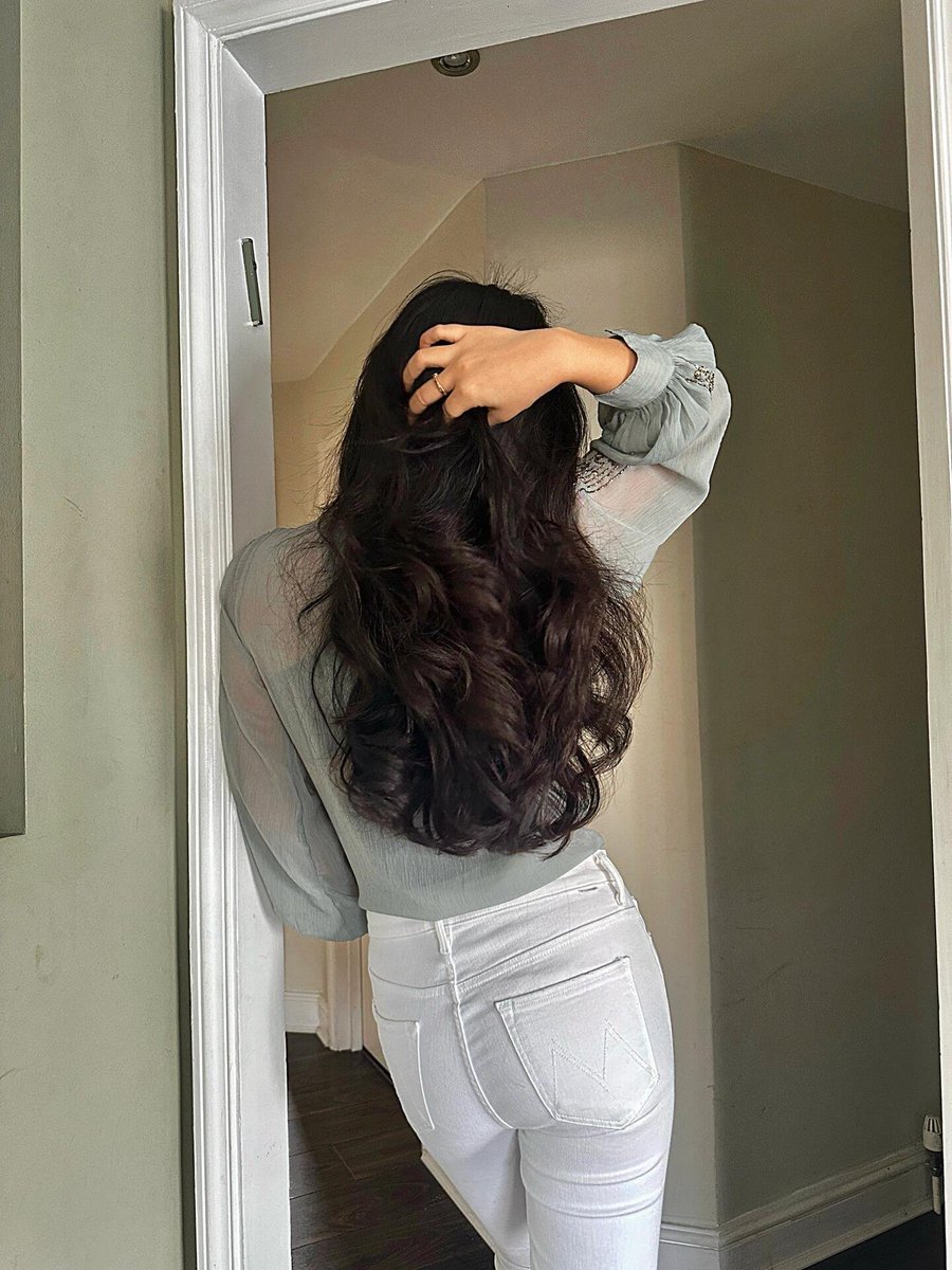 Prin1111110's tweet image. Sometimes the reflection tells a story that words can't express. 🌫️