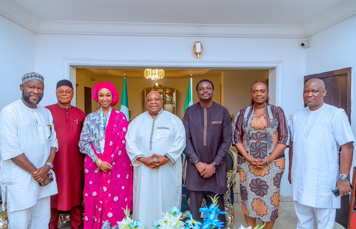 Yesterday, I had the pleasure of receiving the Honourable Minister of Art, Culture, Tourism, and the Creative Economy, Hannatu Musa Musawa, at my private residence in Abuja. 

We held a landmark partnership meeting where we discussed Osun State’s pivotal role in Nigeria’s