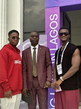 SahveliKarahan's tweet image. Outside at the
@0G_labs
Conference in Lagos 🇳🇬. Solid convos and quality minds in one place, connected with a few already📷. 0Gm
@Samtopexchange
0Gm
@gentlespreedev
0Gm@anyathebrand 0Gm@WilliamsCrypt_ 0Gm guys 📷📷 #0GLIL25
@TheNirvanAcad