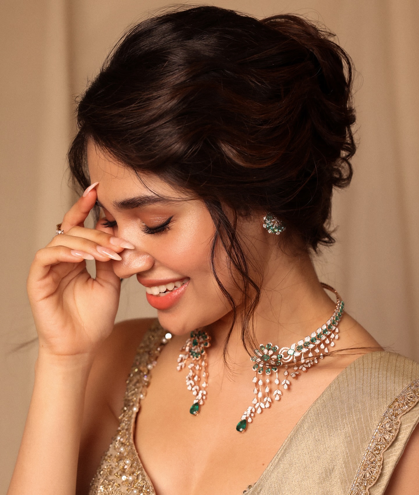 Gt-ADHiWAAAR0yI?format=jpg&name=large