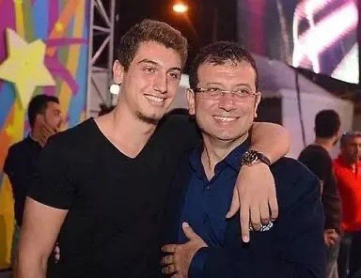 Adam 7 düvel hırsız çıktı 
Ve hâlen bu hırsızların kıçından gidenler var iyi araştırılsın bu da fetocu çıkar %100