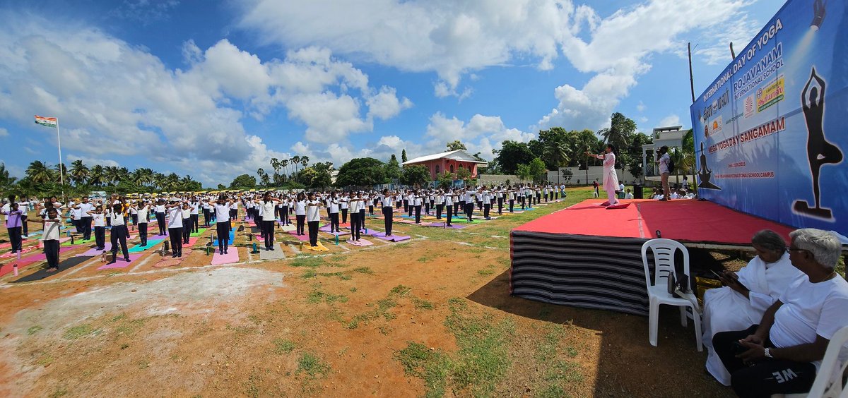 MANIKANDAN🇮🇳 (@manijgd) on Twitter photo #InternationalYogaDay2025 Celebrations at Rojavanam International School #Nagercoil
<a href="/Gurudev/">Gurudev Sri Sri Ravi Shankar</a> <a href="/ArtofLiving/">The Art of Living</a> #InternationalYogaDay2025 Celebrations at Rojavanam International School #Nagercoil
<a href="/Gurudev/">Gurudev Sri Sri Ravi Shankar</a> <a href="/ArtofLiving/">The Art of Living</a>