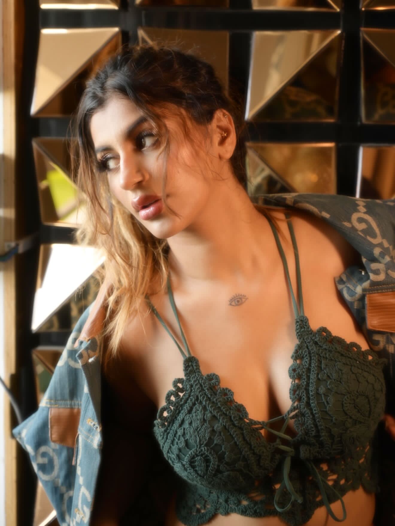 Gt-Aanrb0AAhnEg?format=jpg&name=large