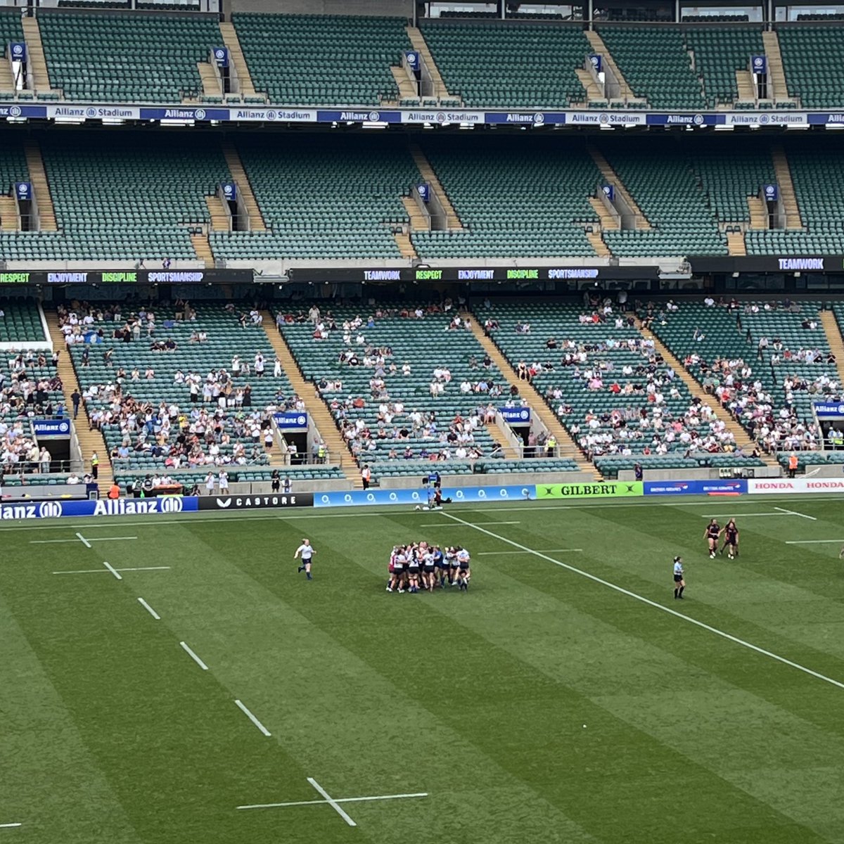 Yorkshire are County Championship winners once again after a 29-19 win over Buckinghamshire!

#WomensRugby