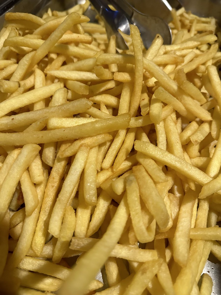Além do Sal.

Qual o melhor molho pra acompanhar uma Batatinha Frita?

Ketchup ou Maionese?