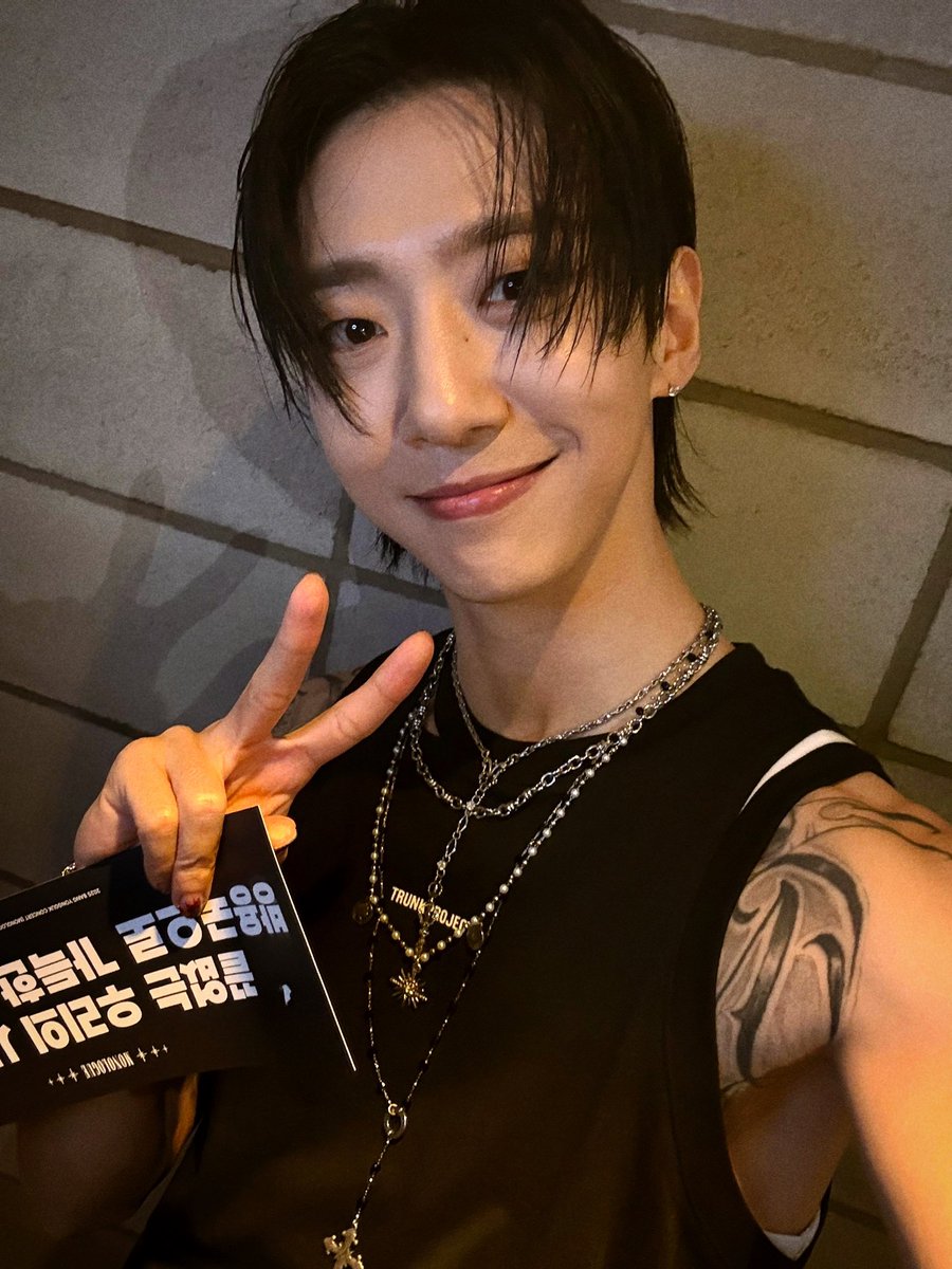 2025 BANG YONGGUK CONCERT [MONOLOGUE] 

첫 내한 공연에 찾아와주셔서 감사합니다

#BANGYONGGUK #방용국
#Monologue #모노로그
#BANGYONGGUK_Monologue
#YYentertainment