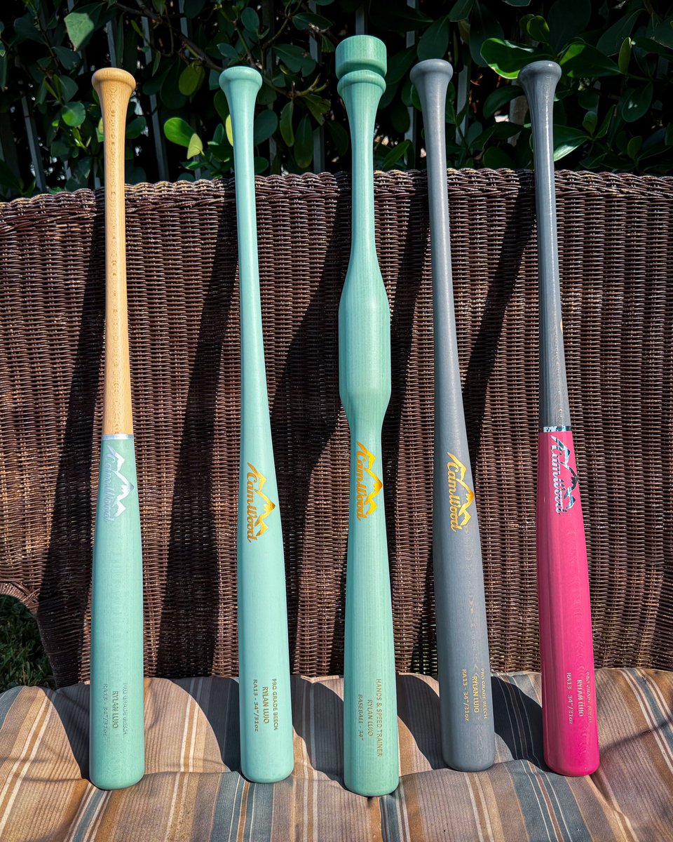 CamWoodBats's tweet image. Summer ball and summertime are here — there’s no better time to start improving your game!☀️🏖️🥎⚾️

#summerball #summertime #baseball #softball