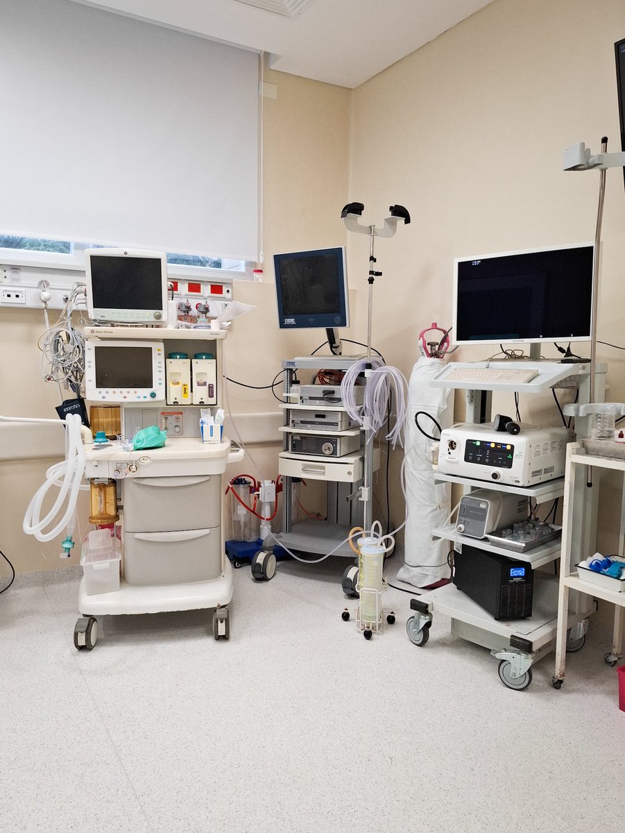 Está funcionando el nuevo servicio de Endoscopía del Hospital Rivadavia.

Con la remodelación integral del sector, logramos un espacio adecuado, seguro y funcional para realizar prácticas endoscópicas con mayor comodidad tanto para los pacientes como para los equipos de salud.