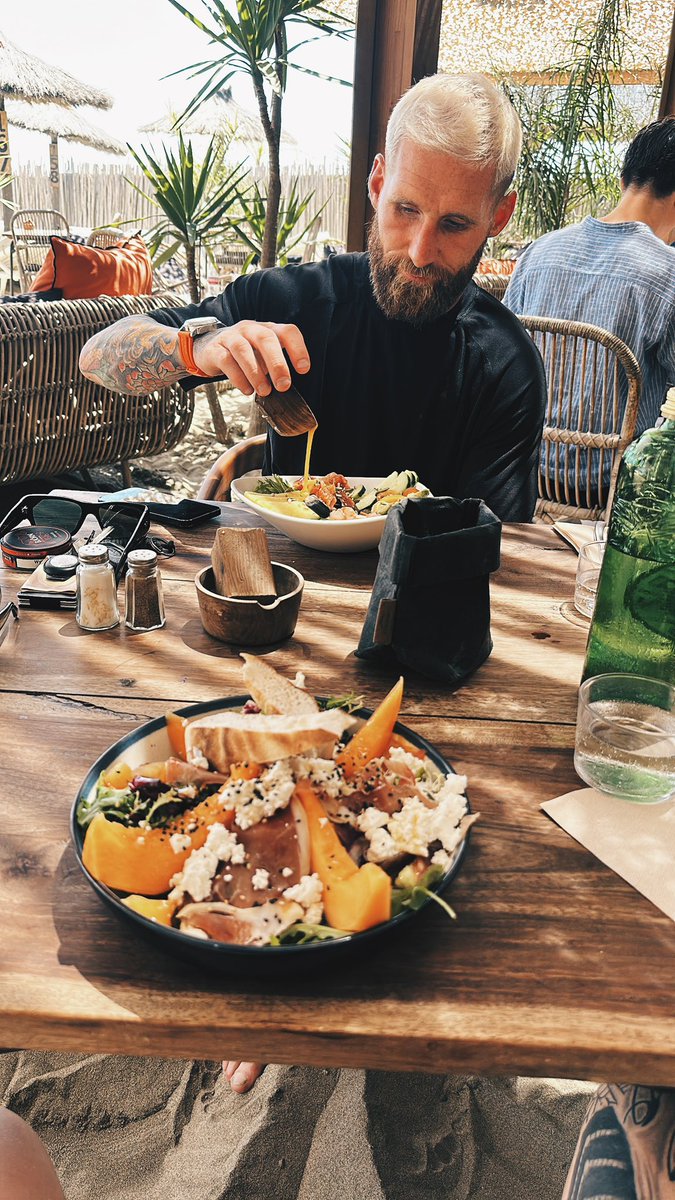 Joshua Charnley (@joshuacharnley) on Twitter photo When in France. 
<a href="/samtomkins1/">sam tomkins</a> When in France. 
<a href="/samtomkins1/">sam tomkins</a>