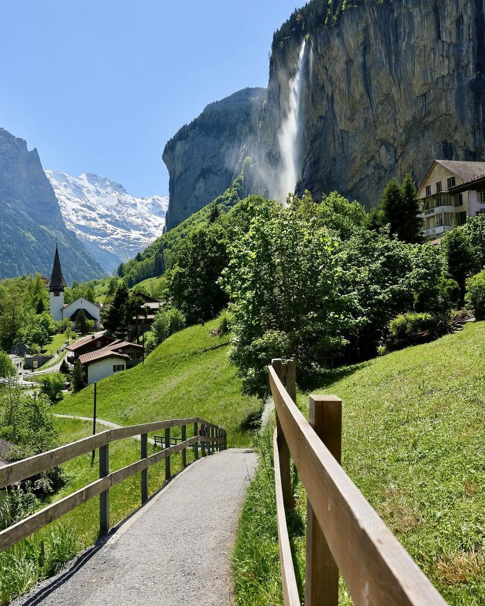 Jungfrau Region (@jungfrauregion) on Twitter photo Lauterbrunnen makes hearts beat faster 💦⛰️ - 72 waterfalls, fresh mountain air and postcard views included.
<a href="/MyLauterbrunnen/">MyLauterbrunnen</a> | <a href="/madeinbern/">madeinbern</a> | <a href="/MySwitzerland_e/">Switzerland</a>
#jungfrauregion #lauterbrunnen #swissalps #madeinbern #inLOVEwithSWITZERLAND
photo by instagram.com/mofitrando/ Lauterbrunnen makes hearts beat faster 💦⛰️ - 72 waterfalls, fresh mountain air and postcard views included.
<a href="/MyLauterbrunnen/">MyLauterbrunnen</a> | <a href="/madeinbern/">madeinbern</a> | <a href="/MySwitzerland_e/">Switzerland</a>
#jungfrauregion #lauterbrunnen #swissalps #madeinbern #inLOVEwithSWITZERLAND
photo by instagram.com/mofitrando/