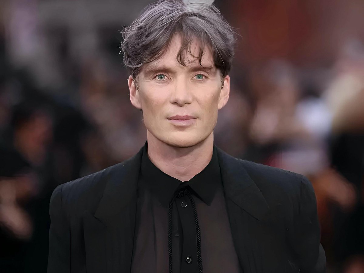 holistic_chels's tweet photo. 11 top celebrities who ditched social media:

(and their compelling reasons for it)

1. Cillian Murphy https://t.co/vWXUmdSKOy