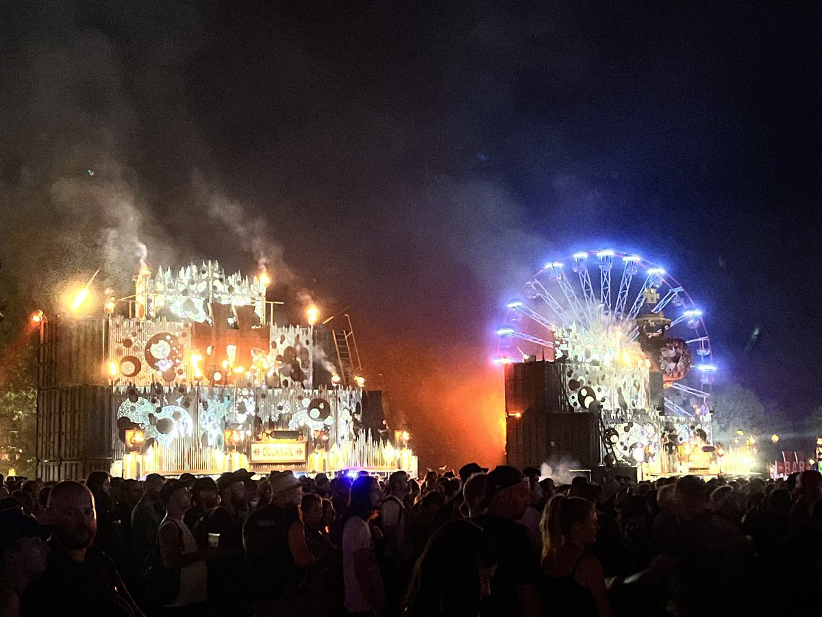 Sylvie Claparede (@claparedesylvie) on Twitter photo Allez, <a href="/hellfestopenair/">Hellfest Open Air Festival</a> , jour 3 , c’est parti !
On publie la photo d’hier pour se rappeler qu’il a fait un peu bon.. de nuit… Allez, <a href="/hellfestopenair/">Hellfest Open Air Festival</a> , jour 3 , c’est parti !
On publie la photo d’hier pour se rappeler qu’il a fait un peu bon.. de nuit…