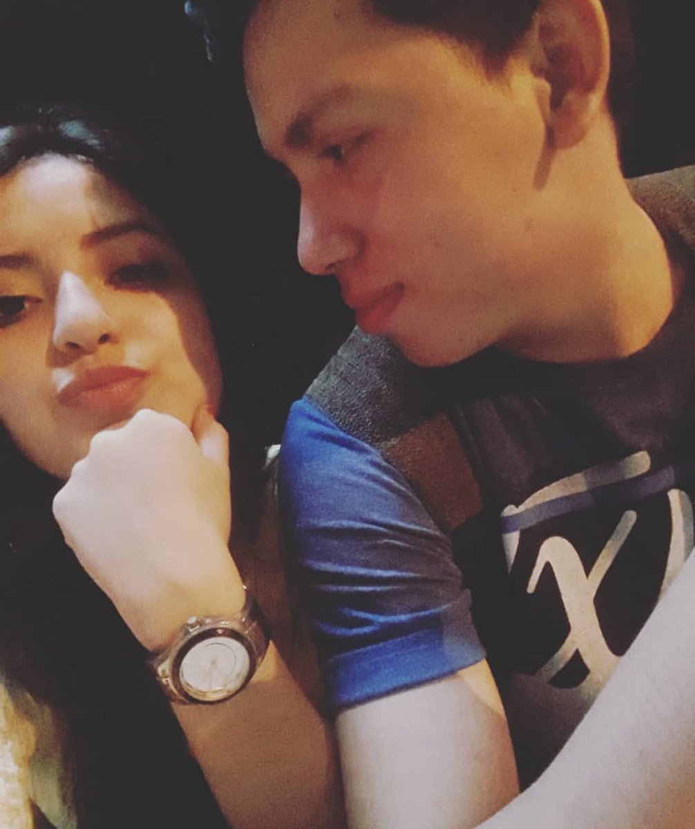Nelav102's tweet photo. No saben cómo duele la ausencia de una persona, te extraño y te amo para siempre ❤️‍🩹 https://t.co/ZNp5or7A7i