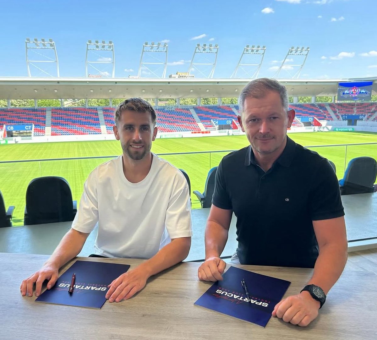 ✍️ - Szpari announced the signing of Bojan Sankovic &amp; Milán Májer.

According to reports, they are interested in signing Norbert Szendrei &amp; Balázs Manner.

They also announced the departure of 🇲🇰 Darko Velkovski and 🇬🇪 Nika Kvekveskiri.

Krisztián Géresi announced his retirement