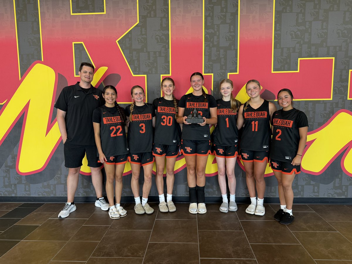 TahlequahHoops's tweet image. Off to a great start this summer at NSU and Pitt State Team Camps, where our Varsity won their division at PSU. Love seeing both of these groups competing and building chemistry this summer!
