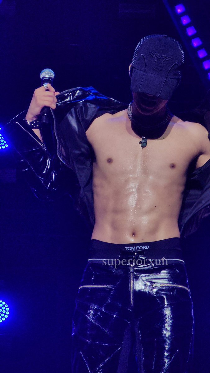 nothingonini's tweet photo. THIS IS CRAZY OH MY GOD JONGIN?#%*?$, https://t.co/GHhjpu5YlO