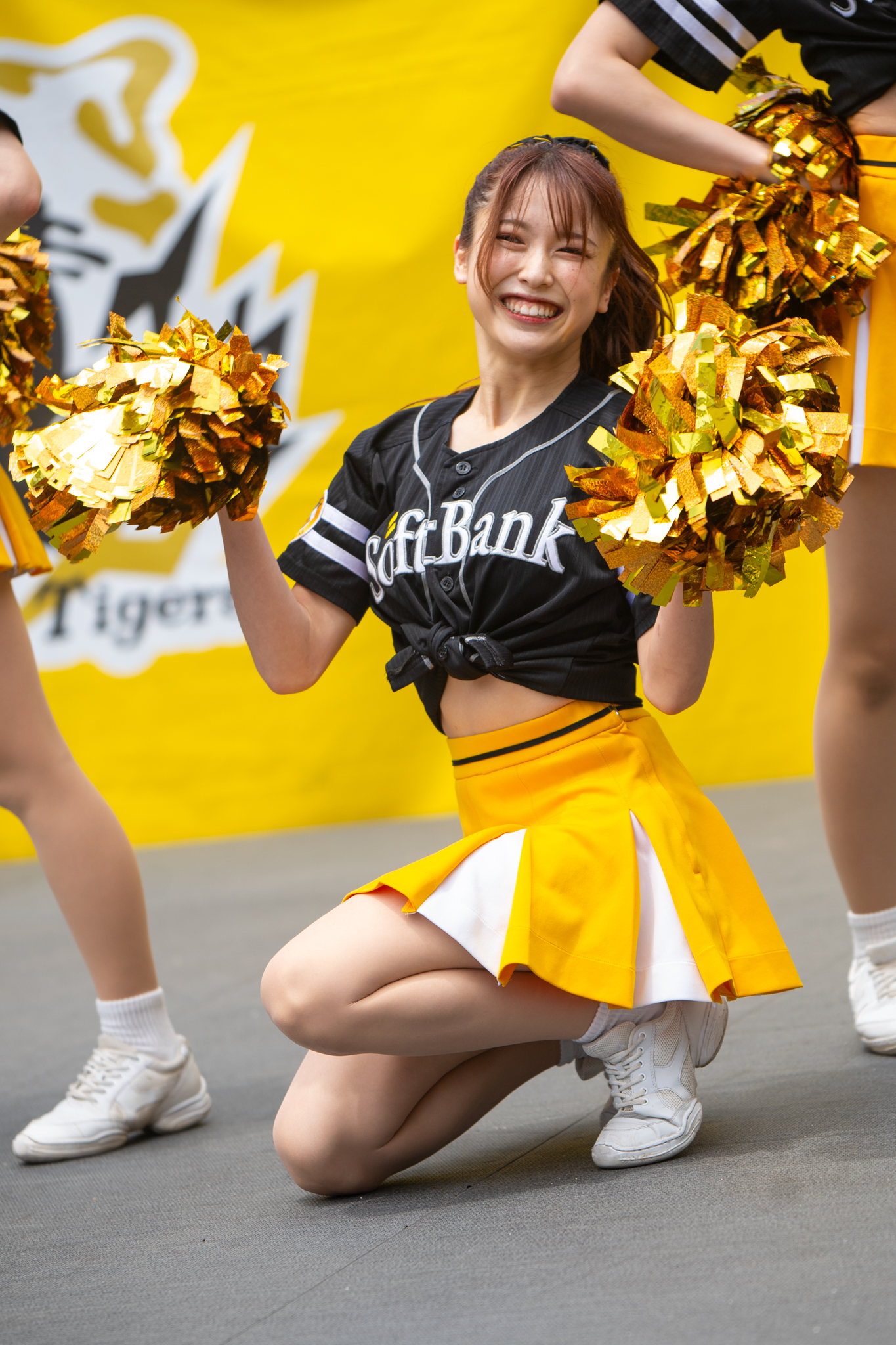 ハニーズ - Search / X