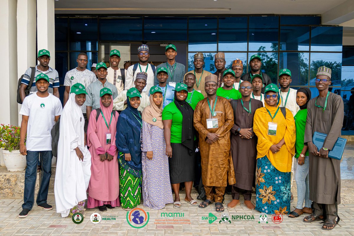 Loksha Emmanuel Mshelia representative of Biu LGA Borno (NHF) This fellowship is more than just a program; it’s an opportunity to grow, learn, and make a genuine difference. THANKS to <a href="/officialABAT/">Bola Ahmed Tinubu</a> <a href="/muhammadpate/">Muhammad Ali Pate</a> <a href="/MuntaqaSadiq/">Muntaqa Umar-Sadiq</a> <a href="/healthfellowsng/">National Health Fellows</a> @swapgov 
#HealthFellowsShowOfHands